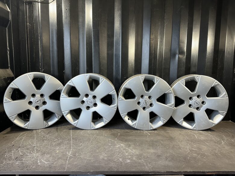 R17 Opel (5x110) - PA156