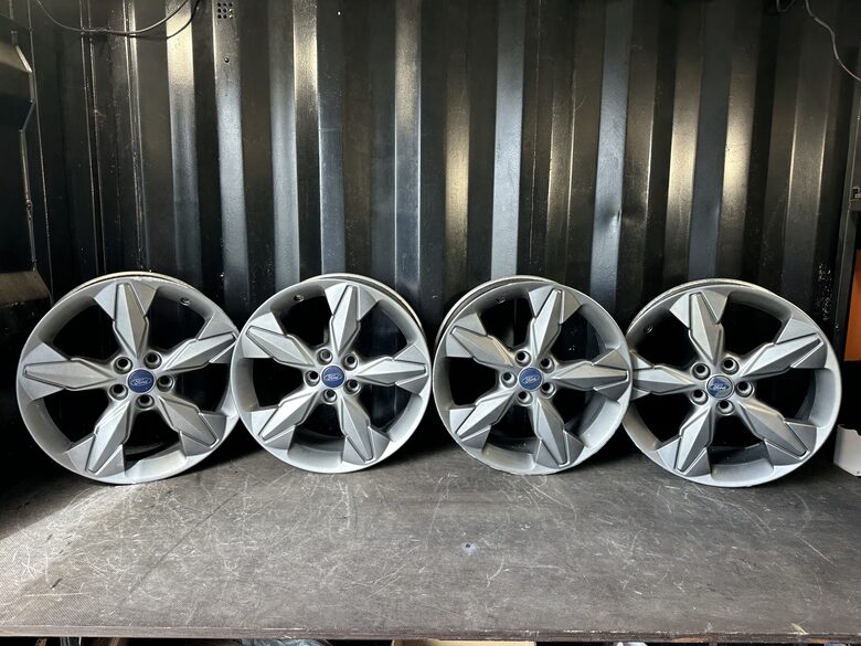 R18 Ford (5x108) - PA175