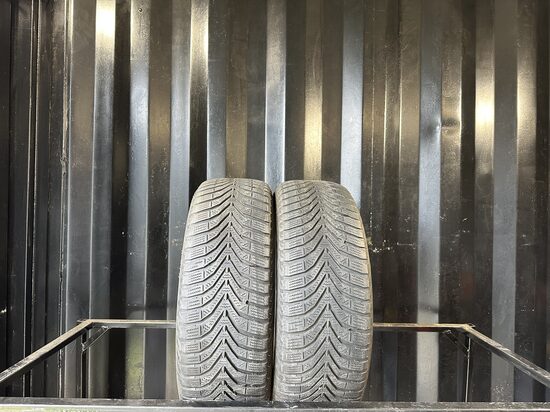 185/60R15 Vredestein Snowtrac 5 (4-4,5 mm)