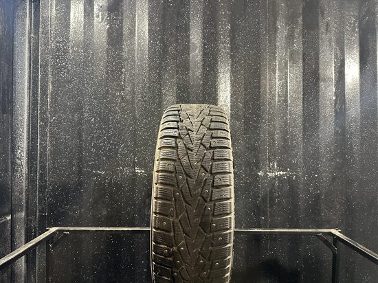 VIENA 205/60R16 Nokian Nordman 7 (7 mm)