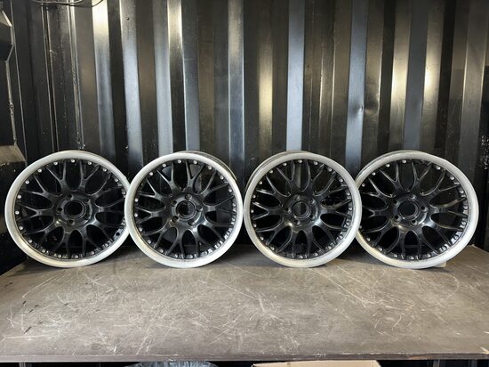 R17 Audi (5x112) - PA144