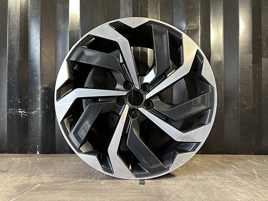 AUDI E-TRON R21 ALLOY WHEEL 4KE601025A 9,5Jx21 ET36