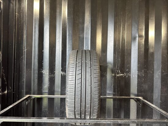 VIENA 225/45R17 Event Potentem UHP (4,5-5 mm) 