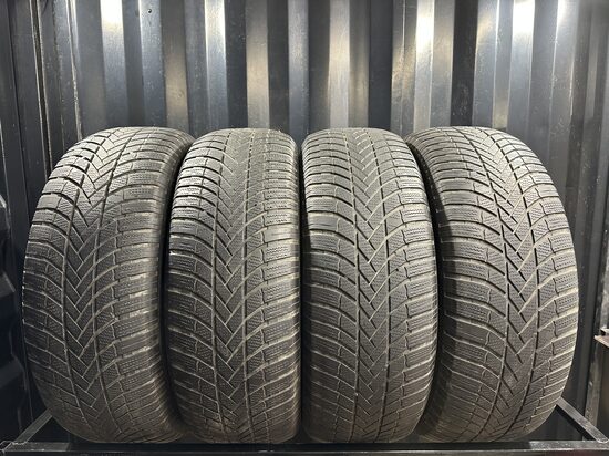 265/60R18 Bridgestone Blizzak LM005 (3,5-4 mm)