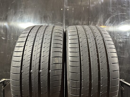 255/35R18 Sumitomo HTR Z5 (4,5 - 5mm) - V1190
